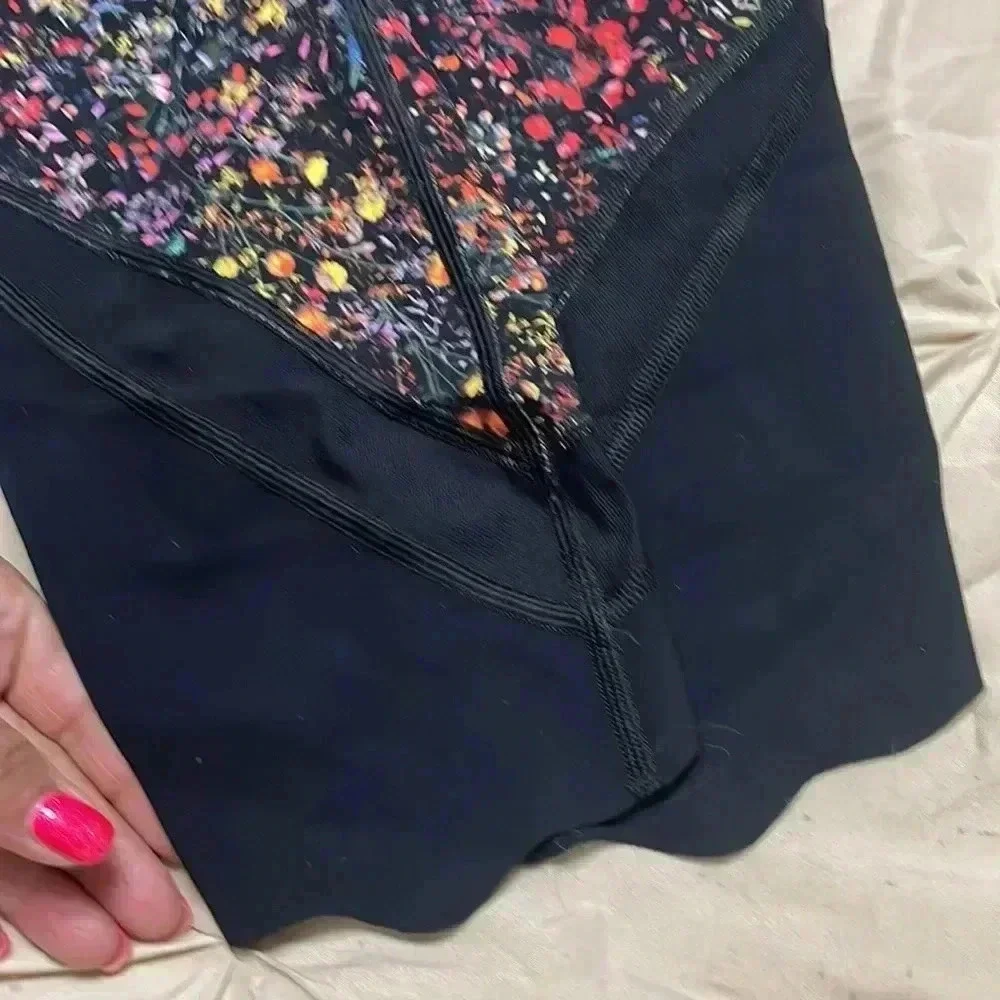Lululemon Wunder under high-rise, roll down crop 11 25”